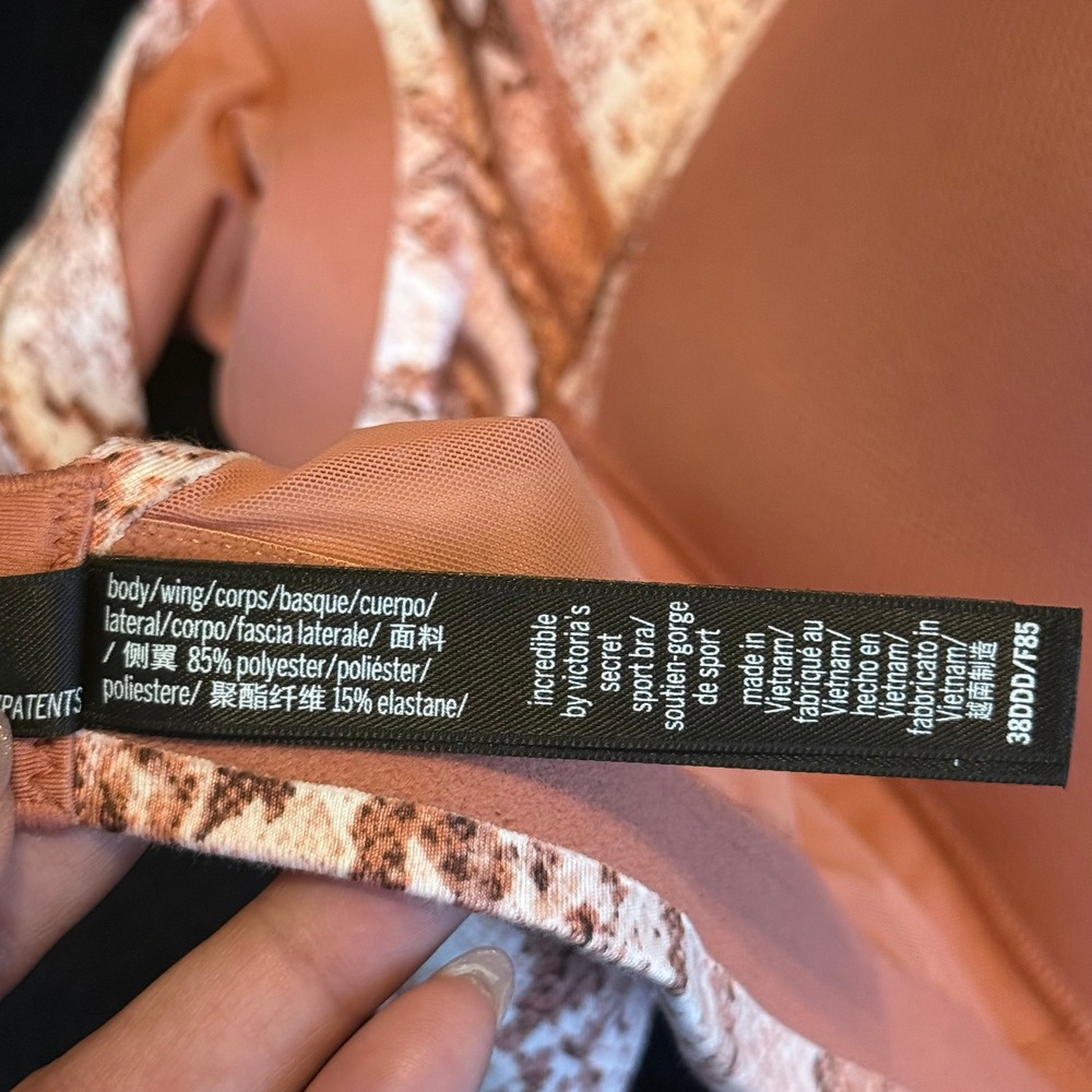 Victorias Secret On Point Incredible Sport Bra 38DDD Snakeskin Print 913908-QBT - Picture 5 of 7